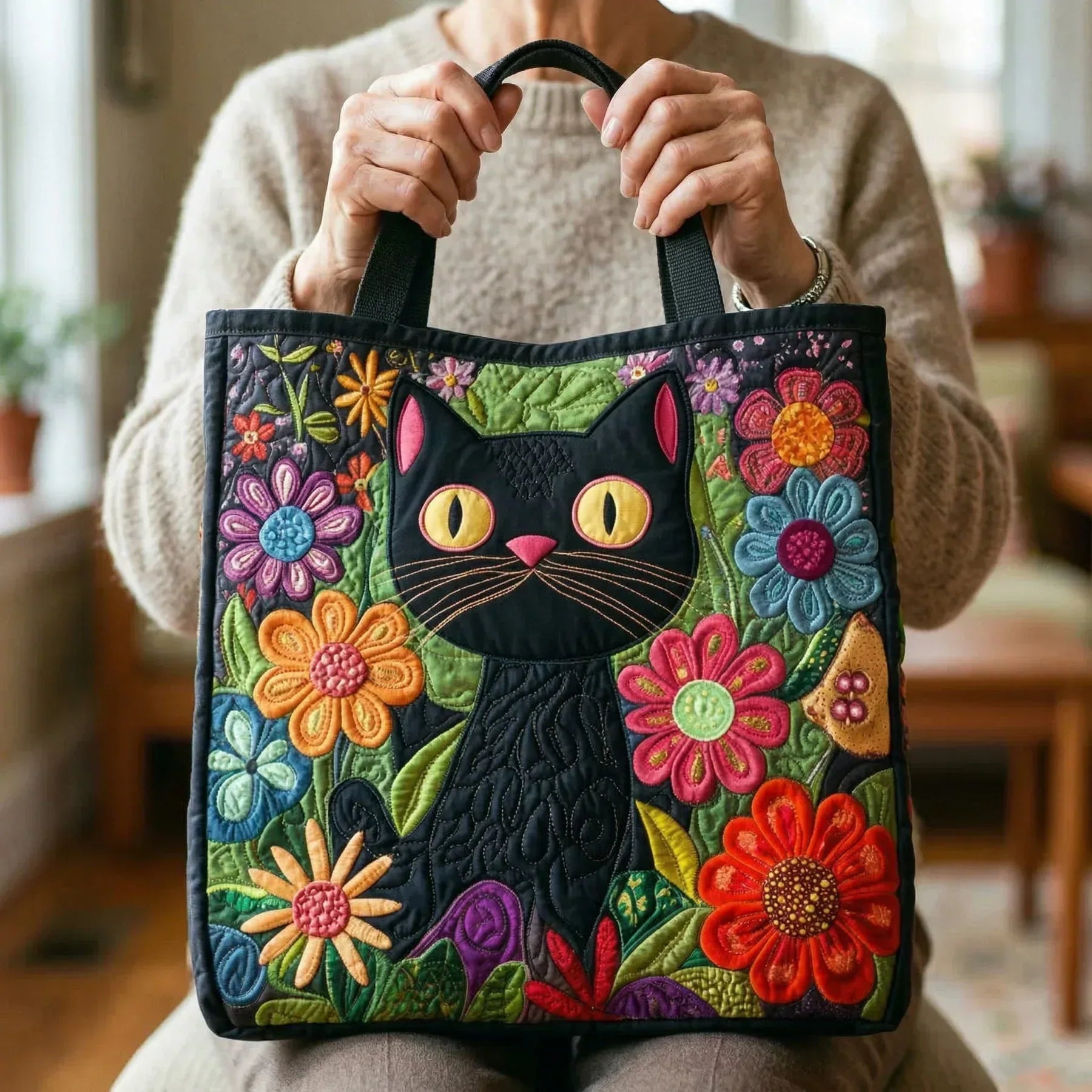 Gehaakte Vintage Tas "Zwarte Kat in Bloemen" — Folk